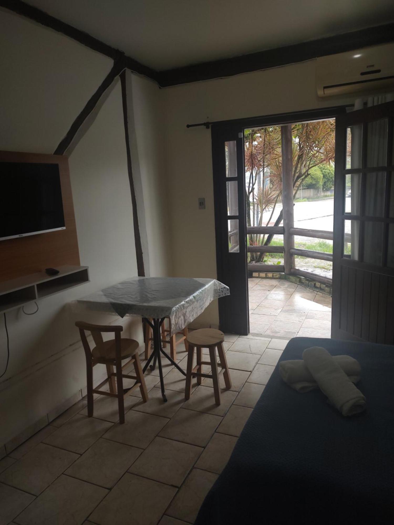 Pousada Martin Pescador Hotel Bombinhas Bagian luar foto