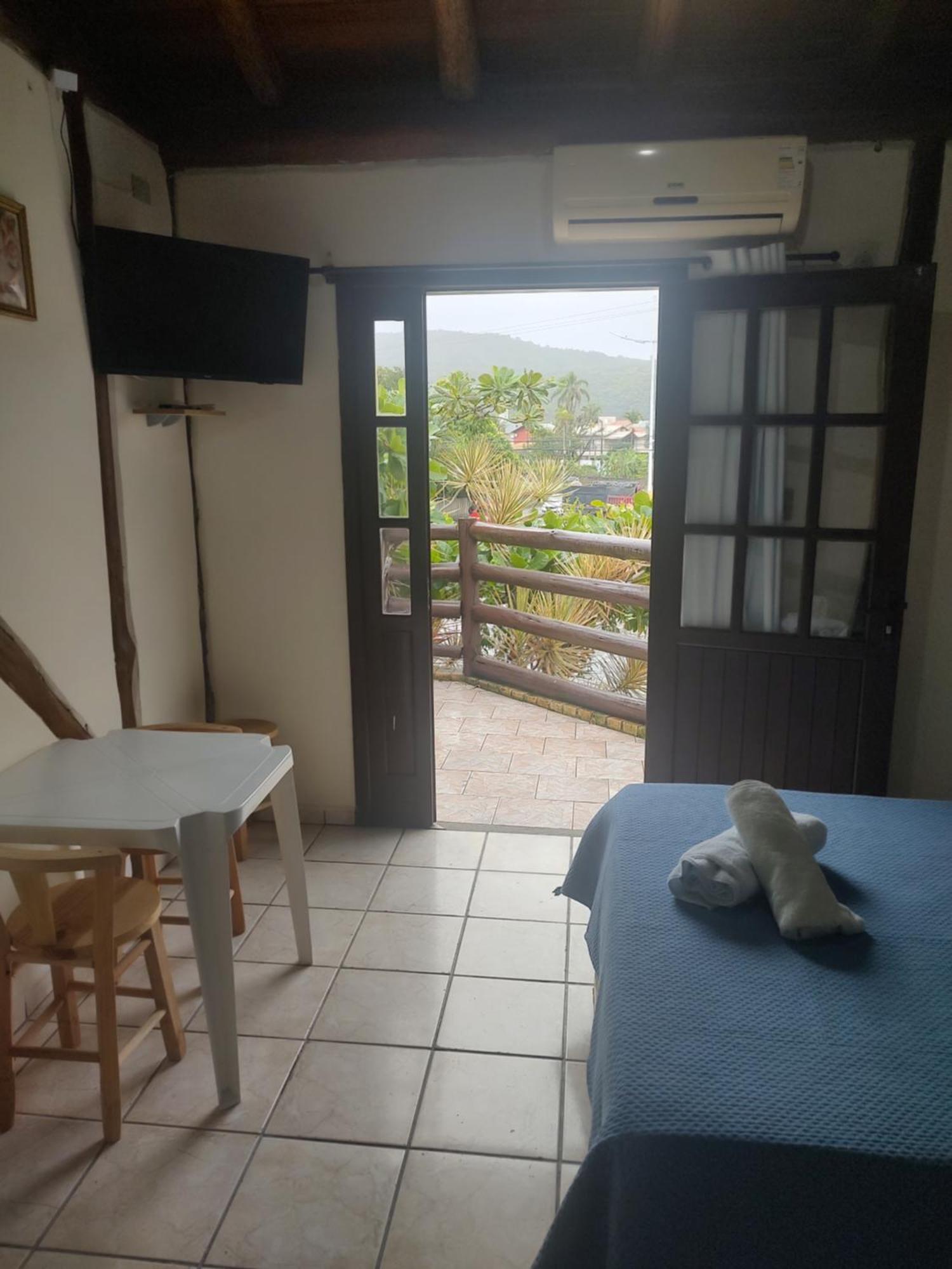 Pousada Martin Pescador Hotel Bombinhas Bagian luar foto
